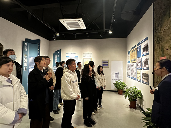 微信图片_20231120160429.jpg 微信图片_20231120160429.jpg