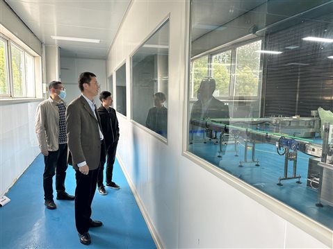 19fdb6b3fcaf840b96b2159a1a00cbc